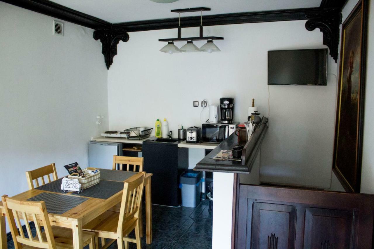 Magic Garden Hostel *